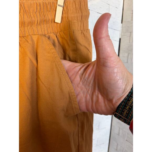 Torrid women’s shorts mustard yellow drawstring packets linen blend plus size - Picture 3 of 14